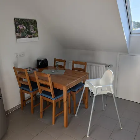 Gemuetliche Gross Hehlen Apartmán *